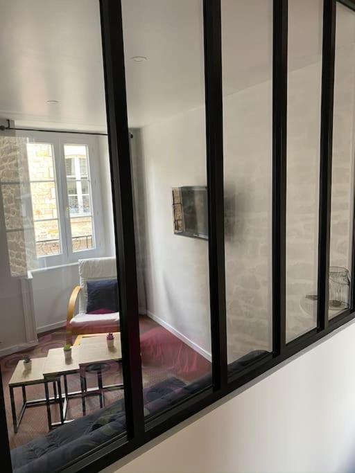 Appartement En Plein Coeur Historique De Dinan Eksteriør bilde